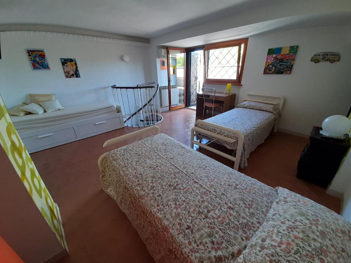 Appartamento Genziana - Con Vista Piscina E Garage Σιρμιόνε Εξωτερικό φωτογραφία